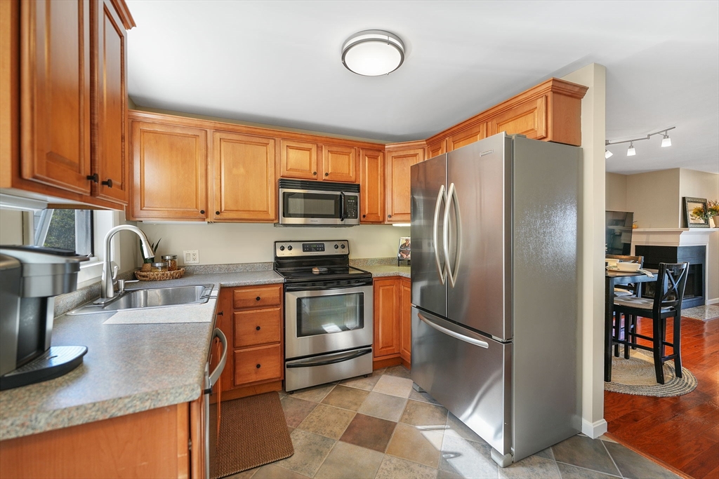 700 Shore Drive, Unit 204 Fall River, MA 02721 - Photo 14 of 34 Gallery Image 14