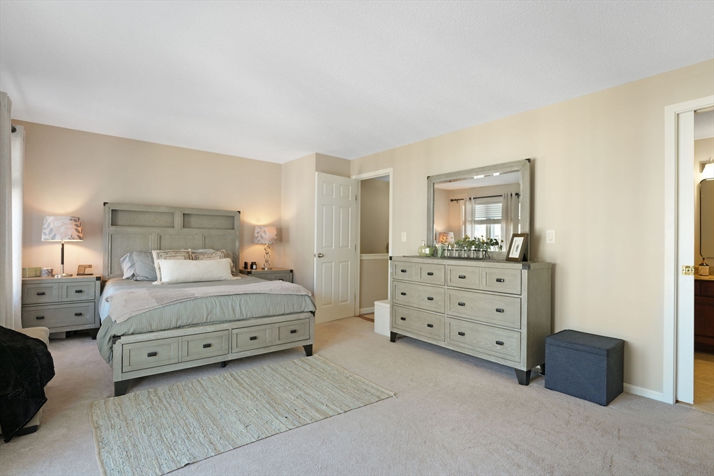 700 Shore Drive, Unit 204 Fall River, MA 02721 - Photo 17 of 34 Gallery Image 17