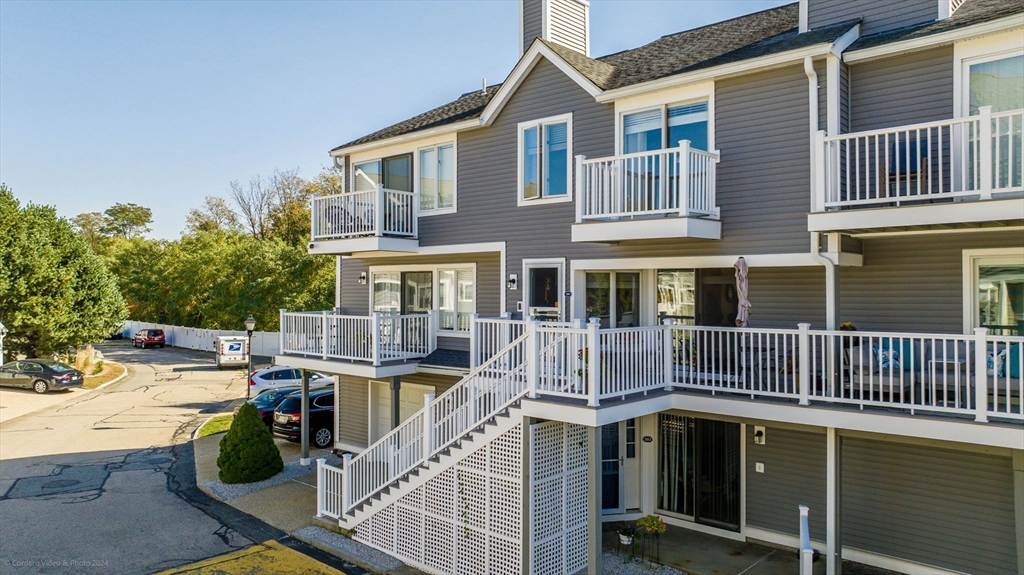700 Shore Drive, Unit 204 Fall River, MA 02721 - Photo 4 of 34 Gallery Image 4