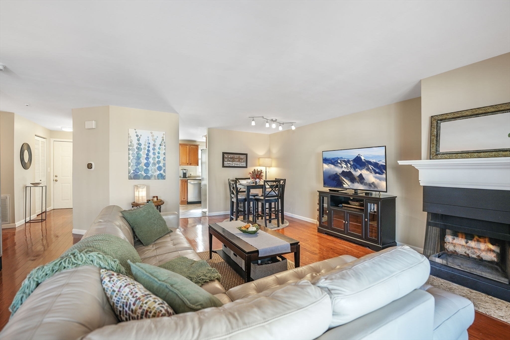 700 Shore Drive, Unit 204 Fall River, MA 02721 - Photo 6 of 34 Gallery Image 6