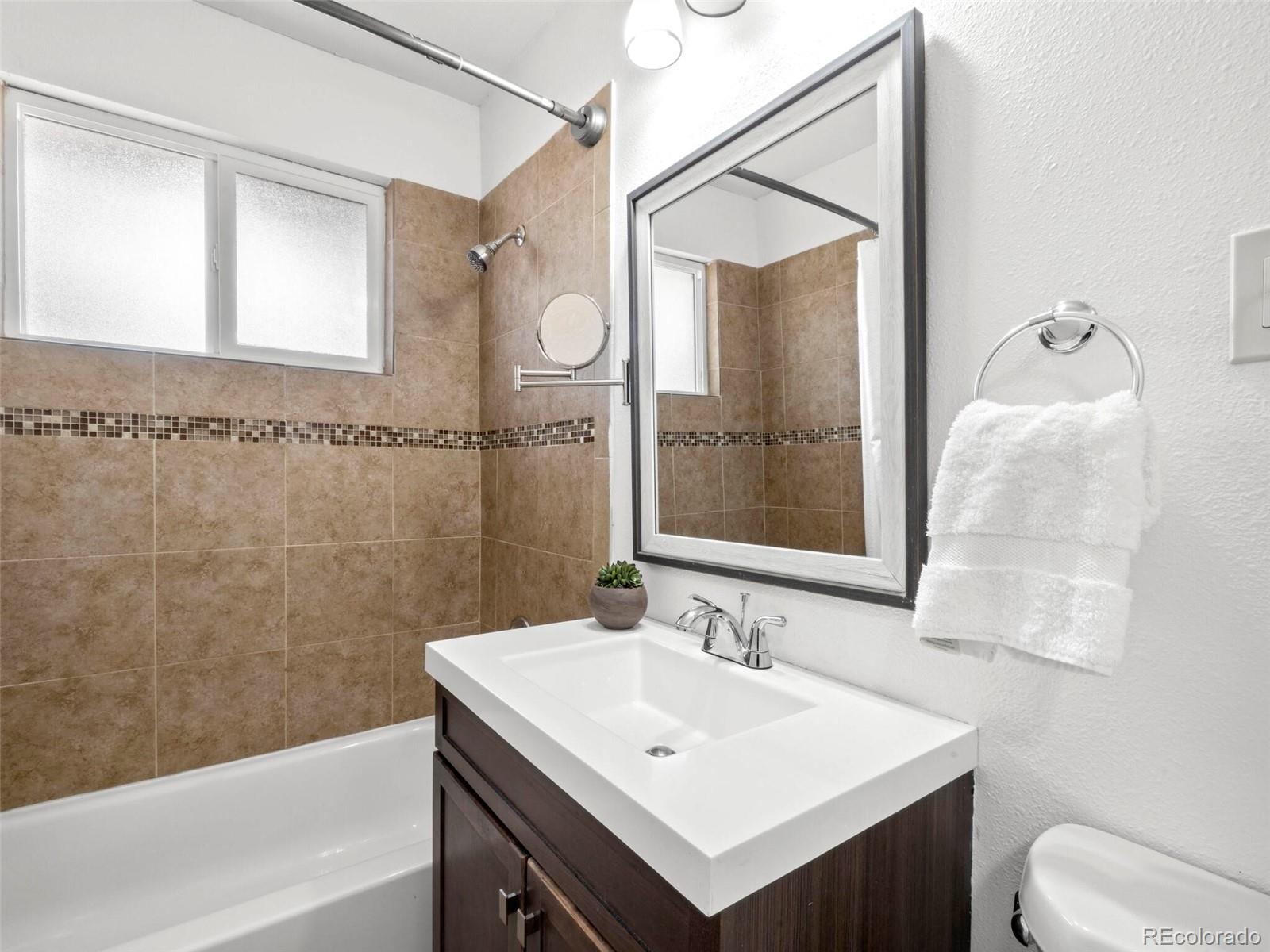 3690 Grape Street Denver, CO 80207 - Photo 9 of 18