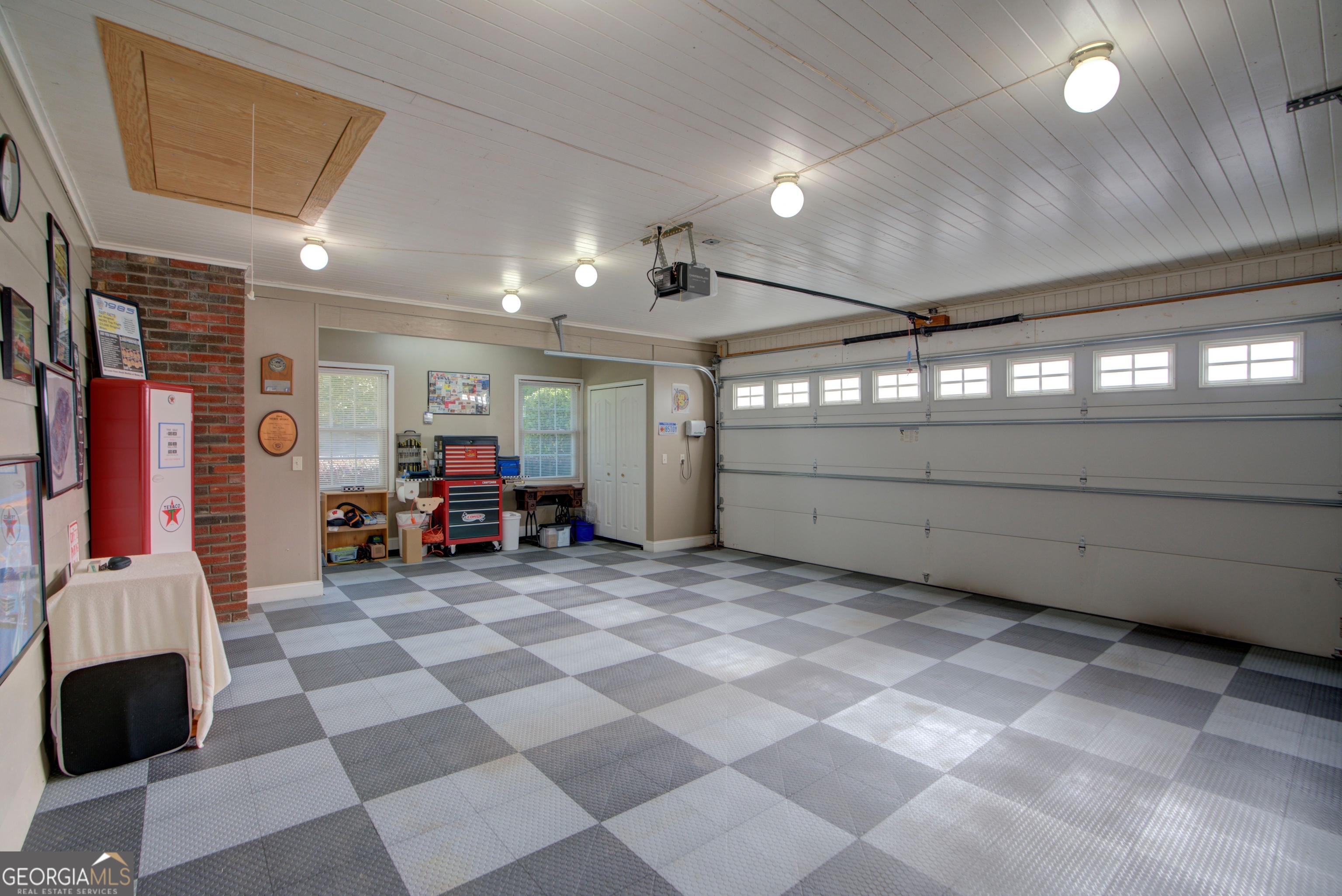 204 Green View Road Southwest Rome, GA 30165 - Photo 59 of 62 a view of a room with gym equipment and a large window