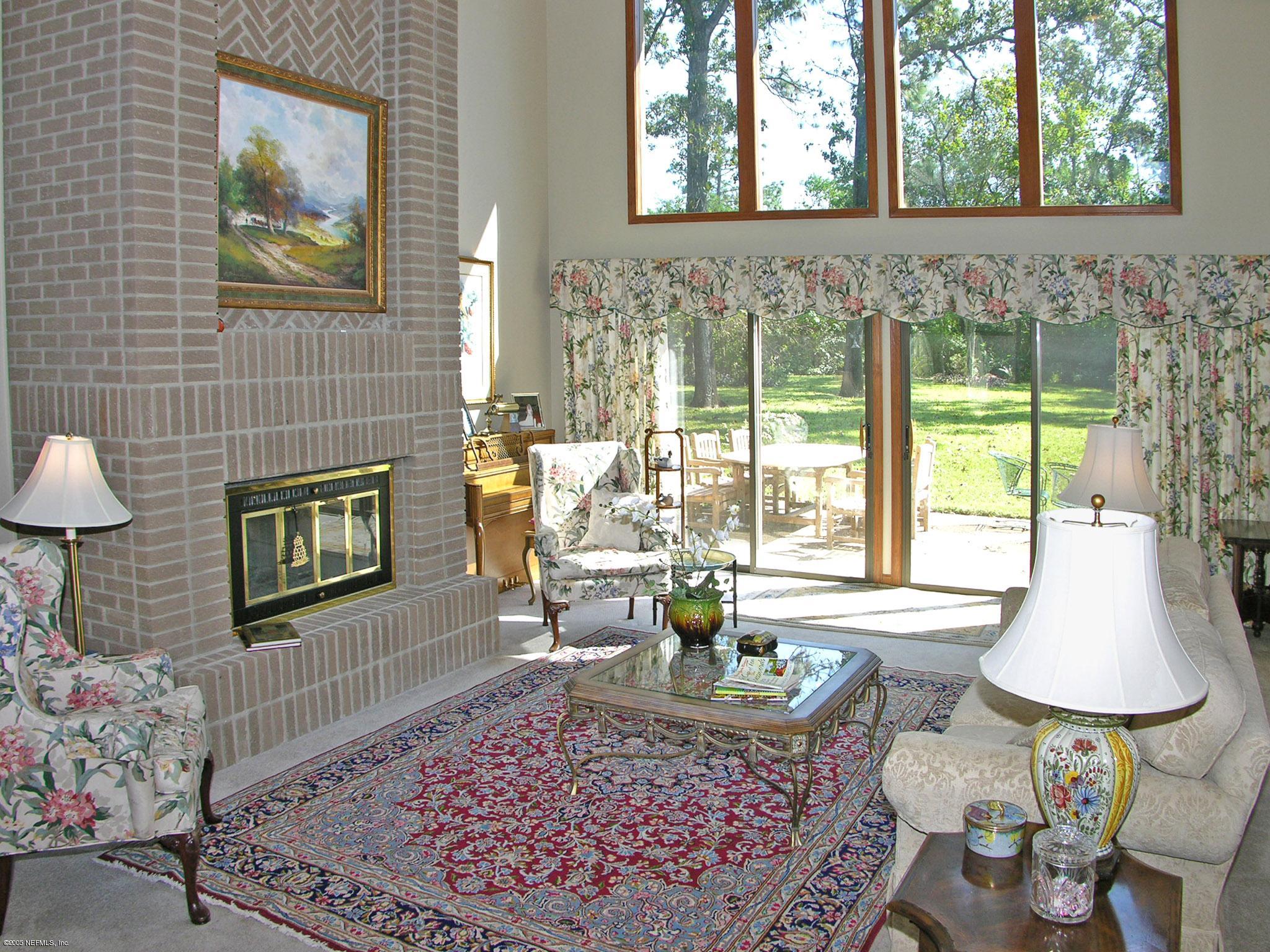 8222 Shady Grove Road Jacksonville, FL 32256 - Photo 2 of 12 Living Room