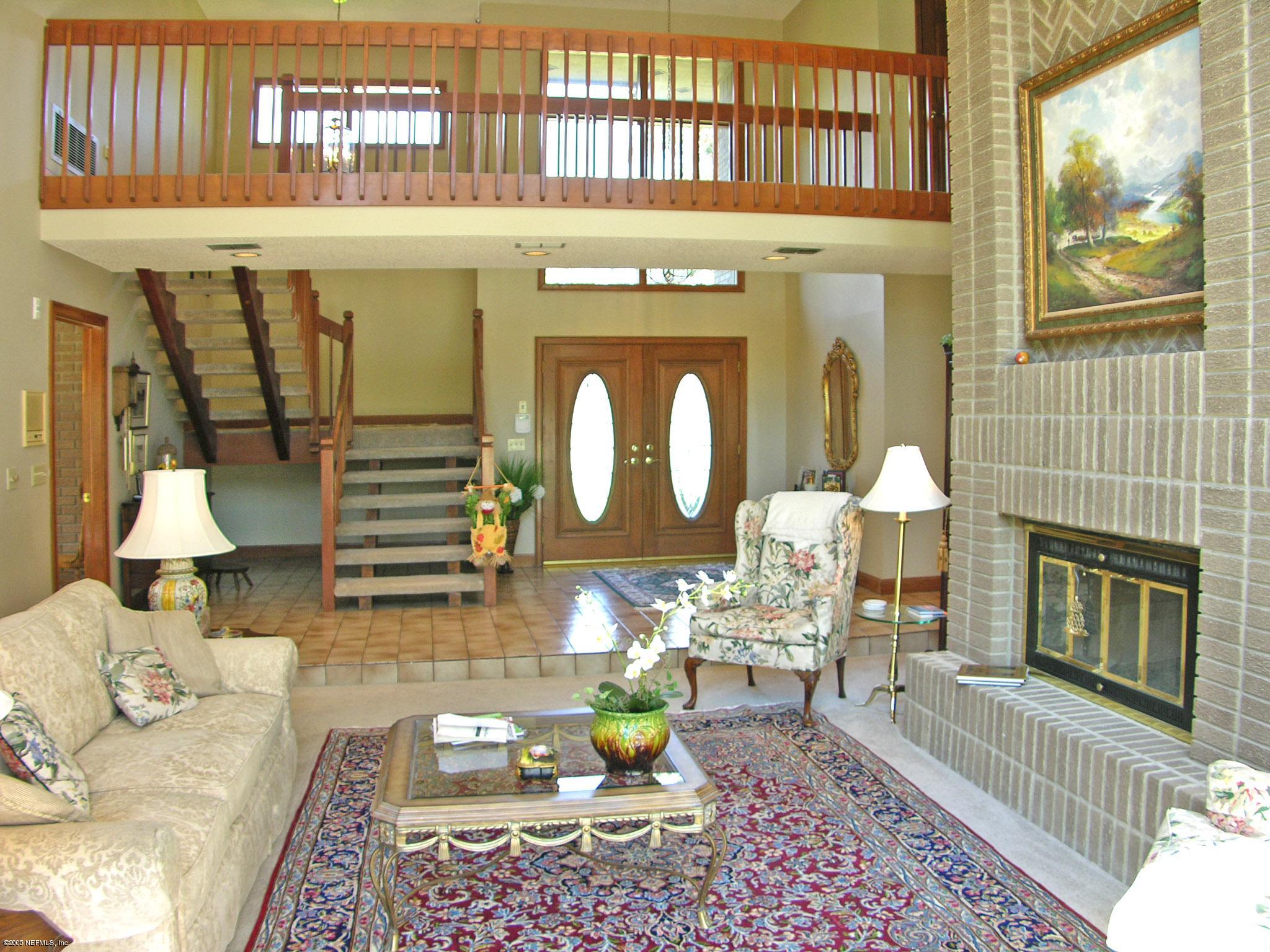 8222 Shady Grove Road Jacksonville, FL 32256 - Photo 3 of 12 Living Room