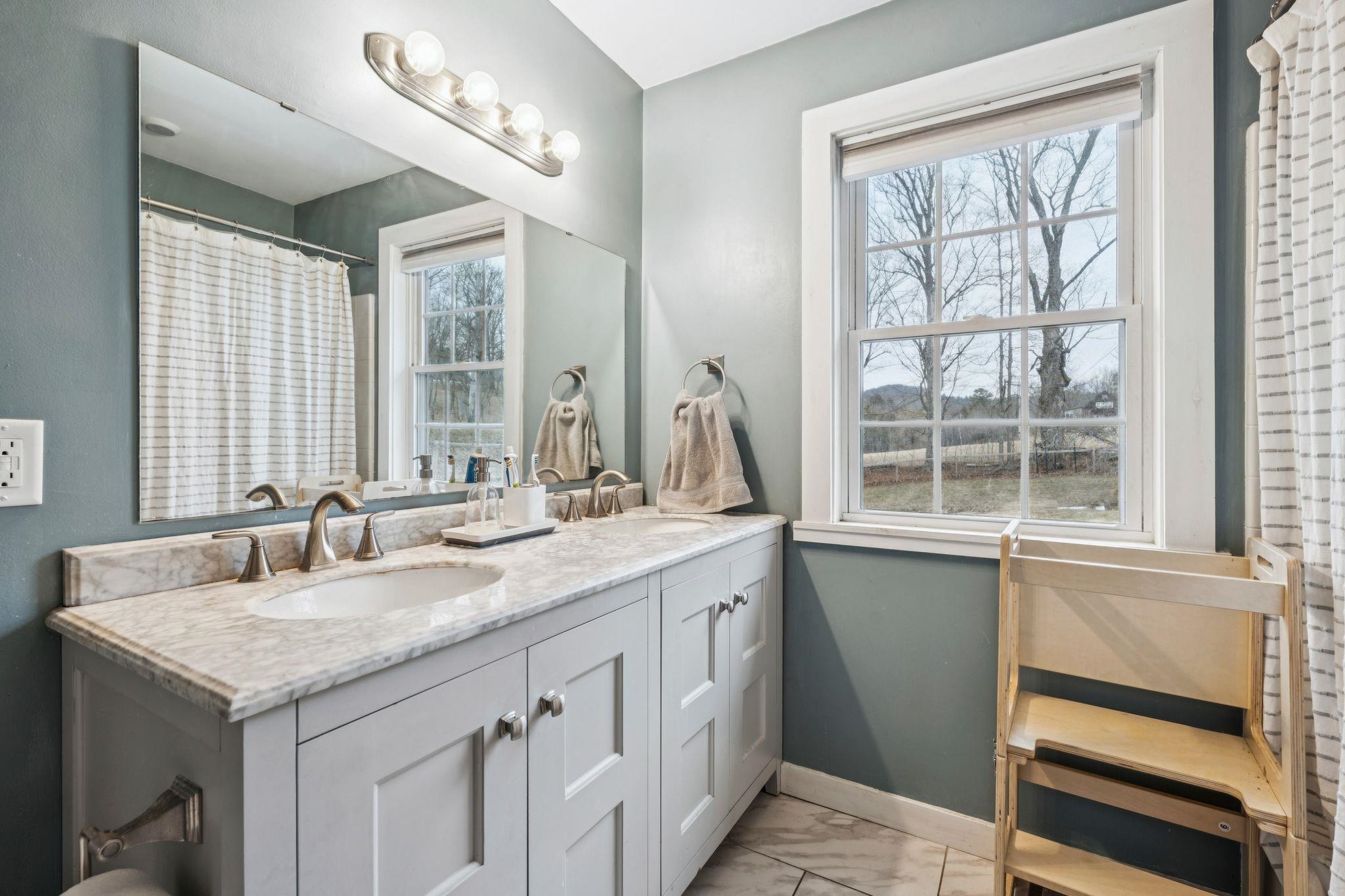 1571 Dairy Hill Road Royalton, VT 05068 - Photo 17 of 27