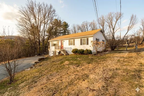 $399,000 | 1571 Dairy Hill Road, Royalton, VT 05068