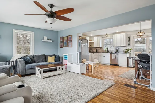 $399,000 | 1571 Dairy Hill Road, Royalton, VT 05068