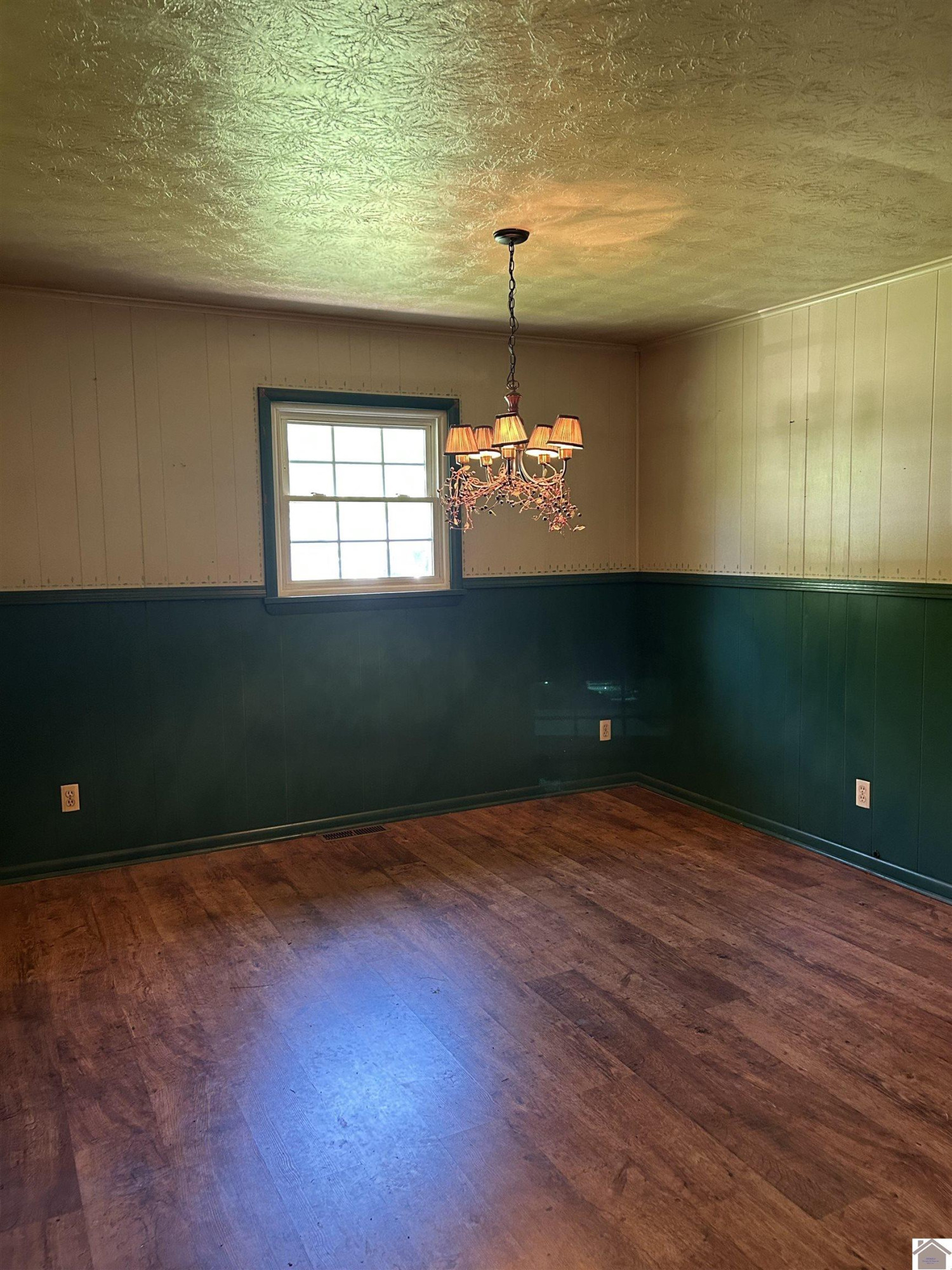 2153 Horace Barnes Road Calvert City, KY 42029 - Photo 7 of 17 Dining Room