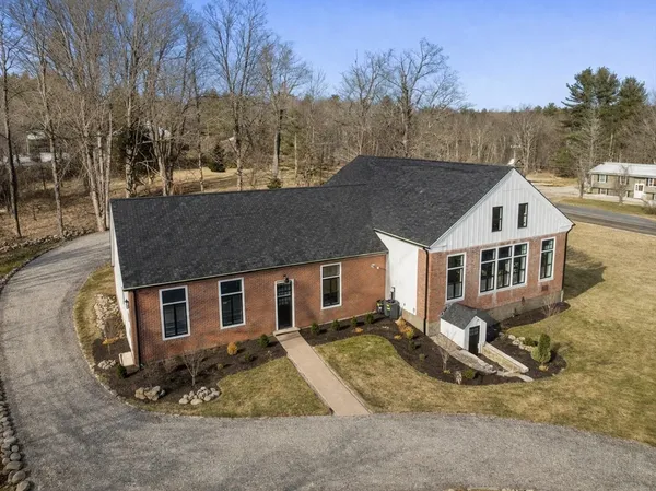 $1,077,000 | 13 Beech Hill Road, Granville, MA 01034