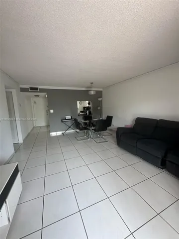 $265,000 | 17000 Northwest 67th Avenue, Unit 206, Hialeah, FL 33015