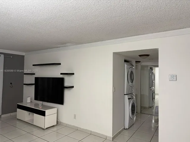 $265,000 | 17000 Northwest 67th Avenue, Unit 206, Hialeah, FL 33015
