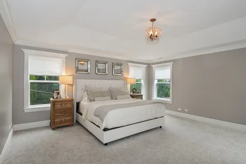 $1,100,000 | 1063 Osterman Avenue, Deerfield, IL 60015
