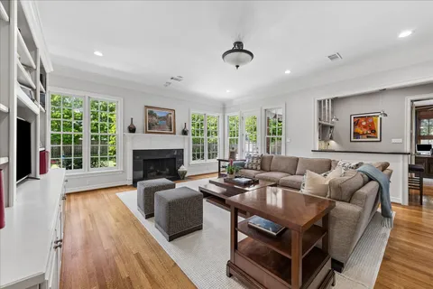 $3,195,000 | 5452 Sugar Hill Drive, Houston, TX 77056