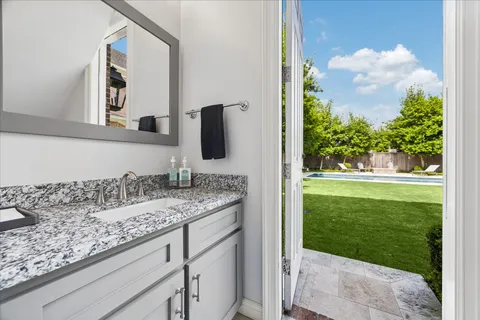 $3,195,000 | 5452 Sugar Hill Drive, Houston, TX 77056