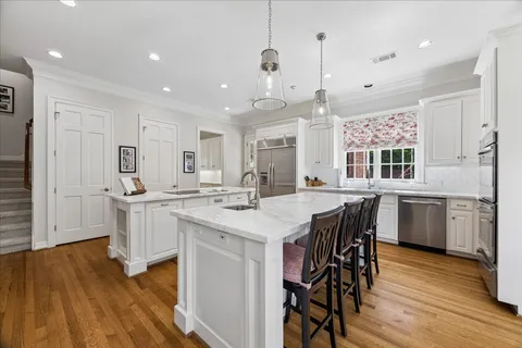 $3,195,000 | 5452 Sugar Hill Drive, Houston, TX 77056
