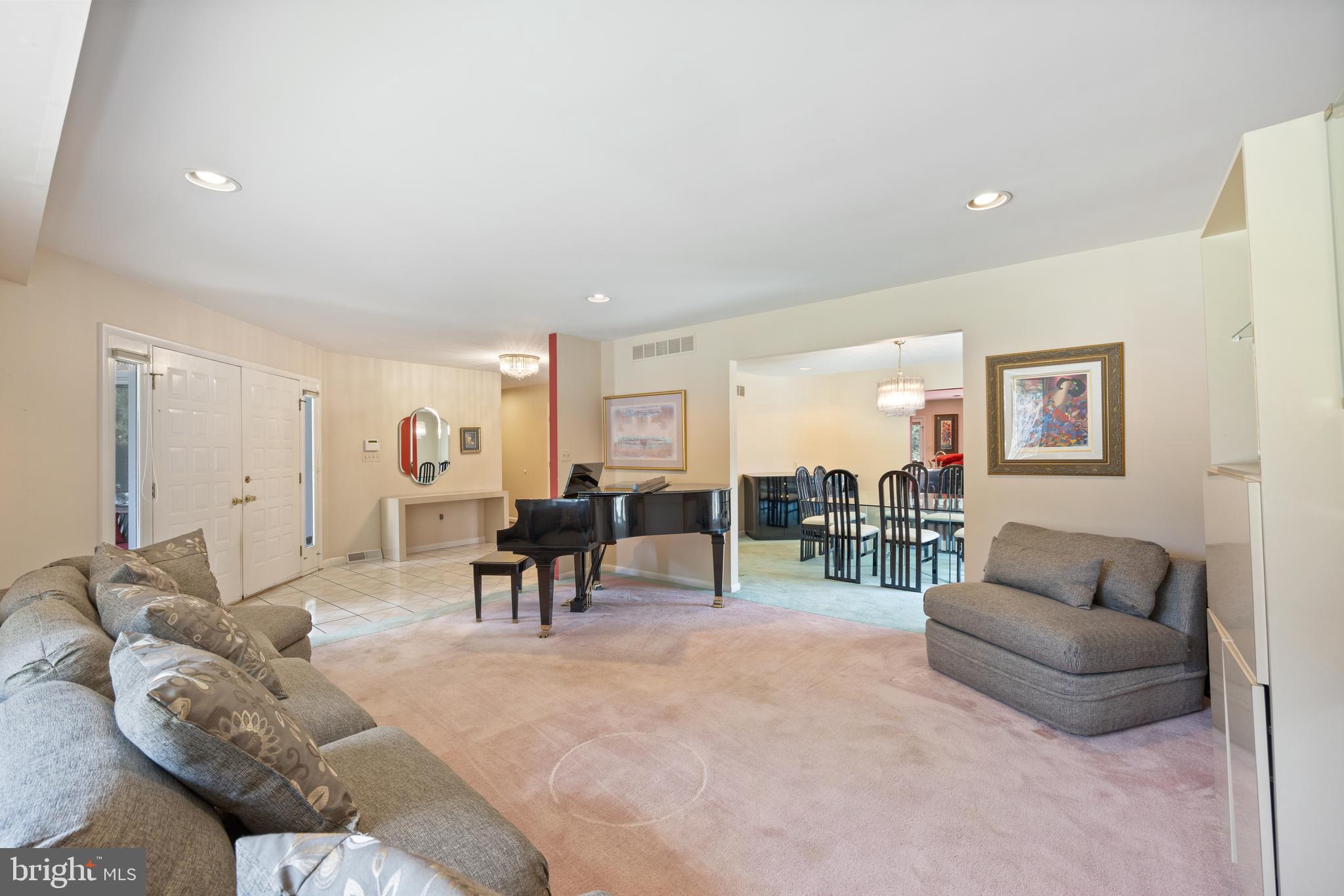7704 Grasty Road Baltimore, MD 21208 - Photo 5 of 38 Gallery Image 5