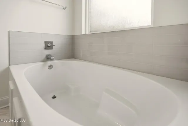 $299,000 | 8 Shade Tree Drive, Carriere, MS 39426