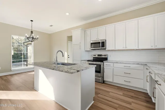 $299,000 | 8 Shade Tree Drive, Carriere, MS 39426