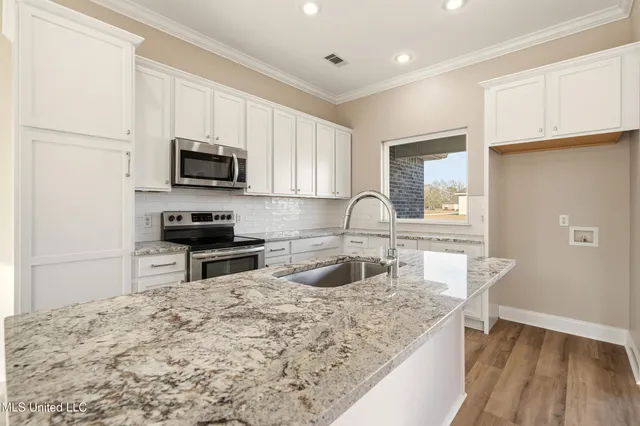 $299,000 | 8 Shade Tree Drive, Carriere, MS 39426