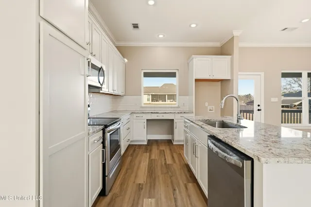 $299,000 | 8 Shade Tree Drive, Carriere, MS 39426