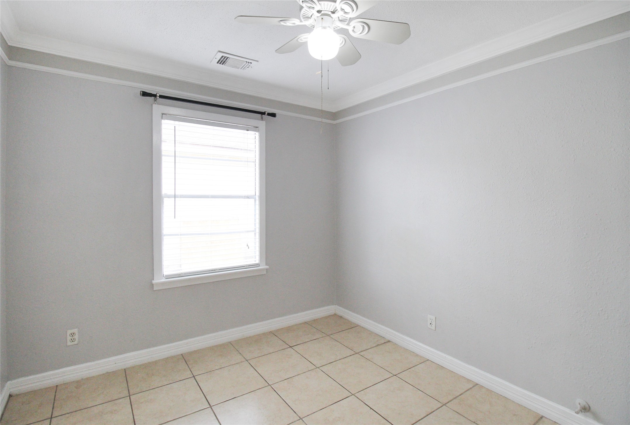 3218 Suiter Way Pasadena, TX 77503 - Photo 15 of 20 Bedroom #2