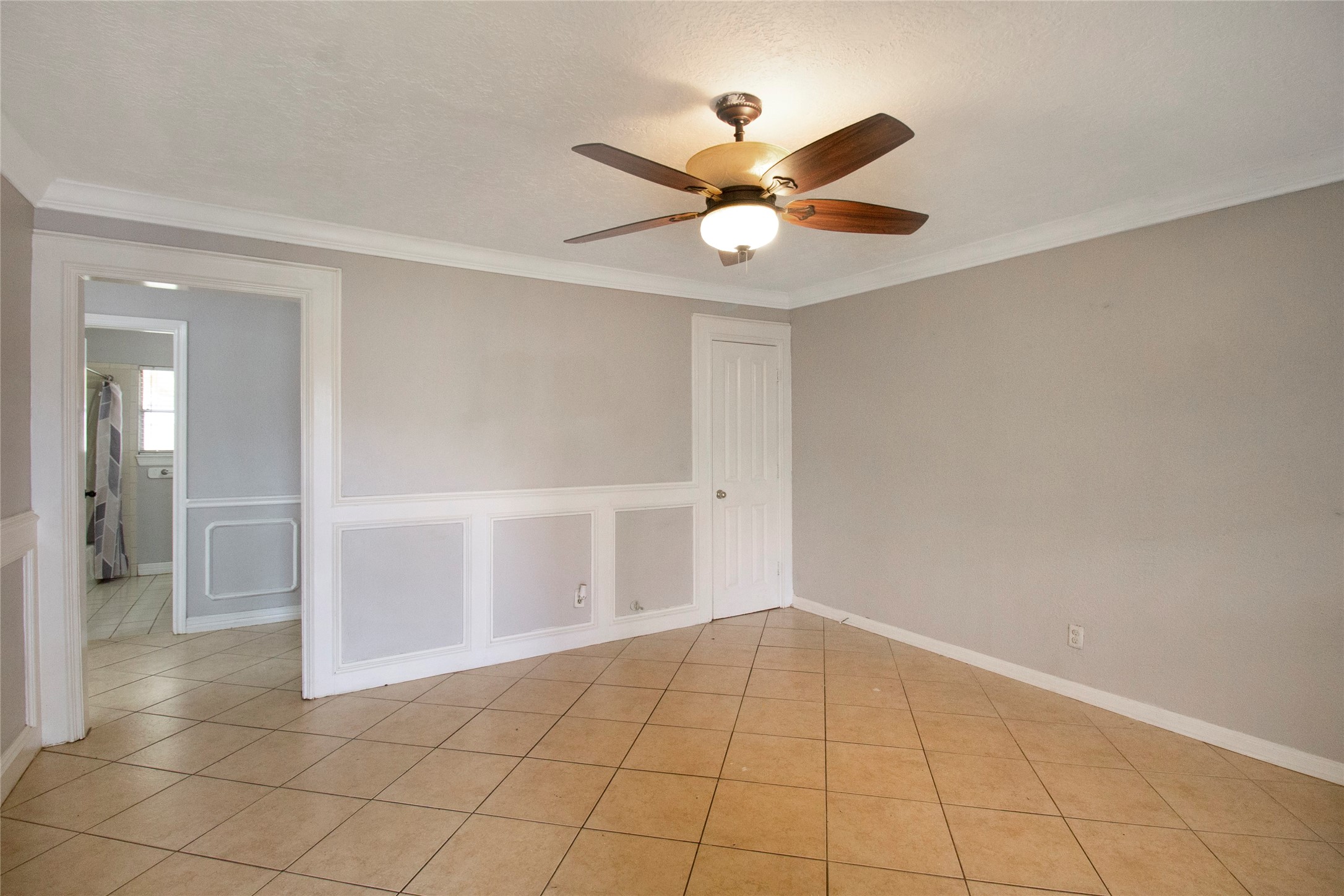 3218 Suiter Way Pasadena, TX 77503 - Photo 3 of 20 Living room