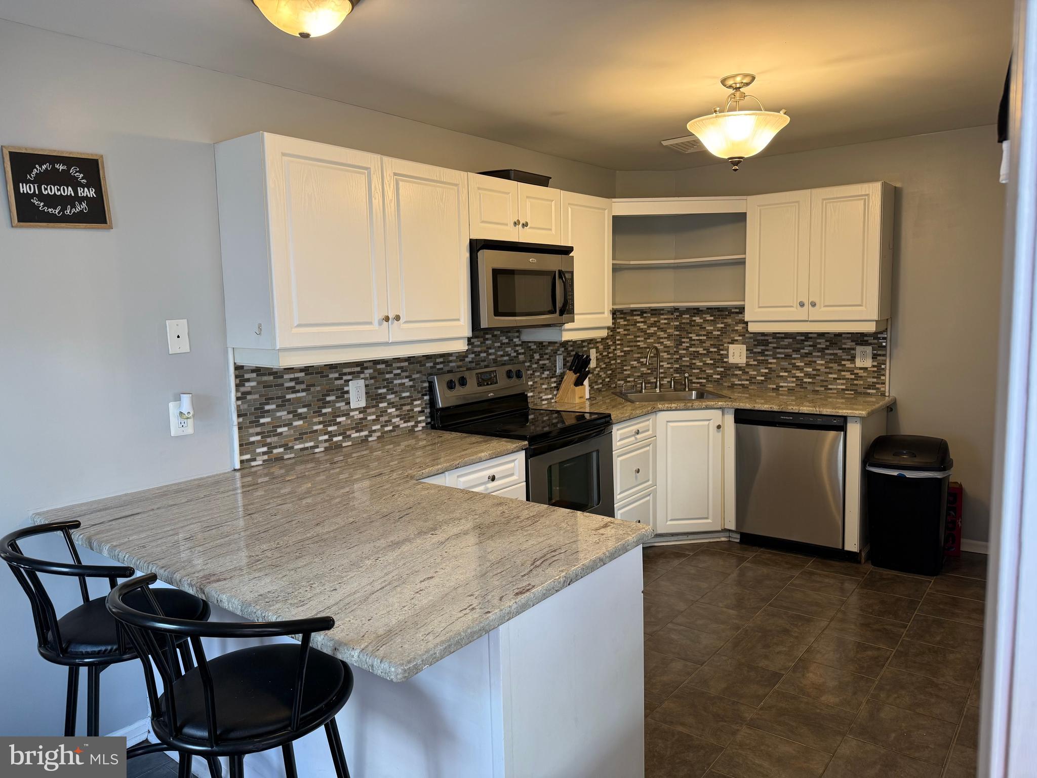 2722 Ash Street Philadelphia, PA 19137 - Photo 15 of 44