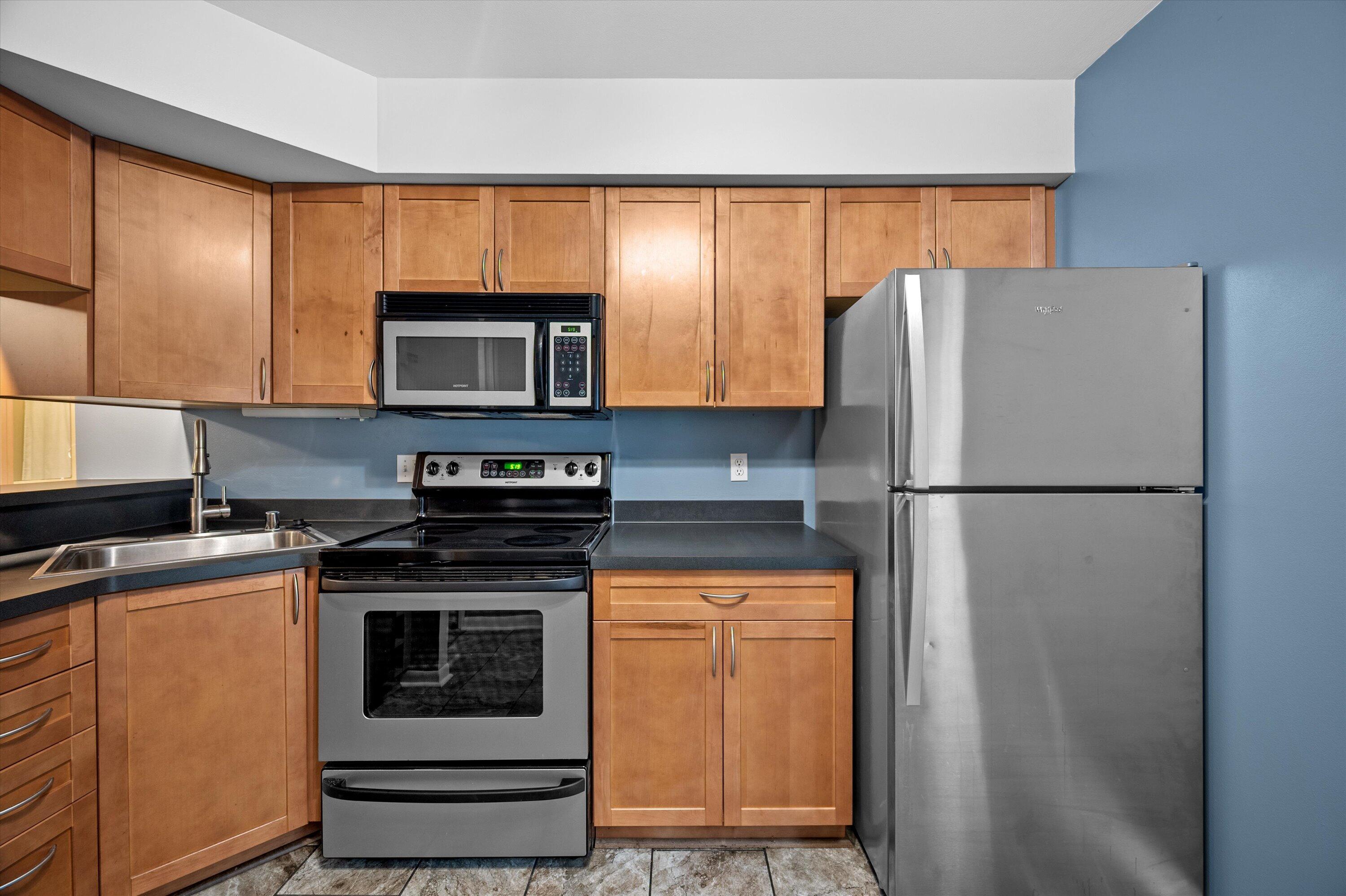 779 West Puetz Road Oak Creek, WI 53154 - Photo 12 of 25 12-0061