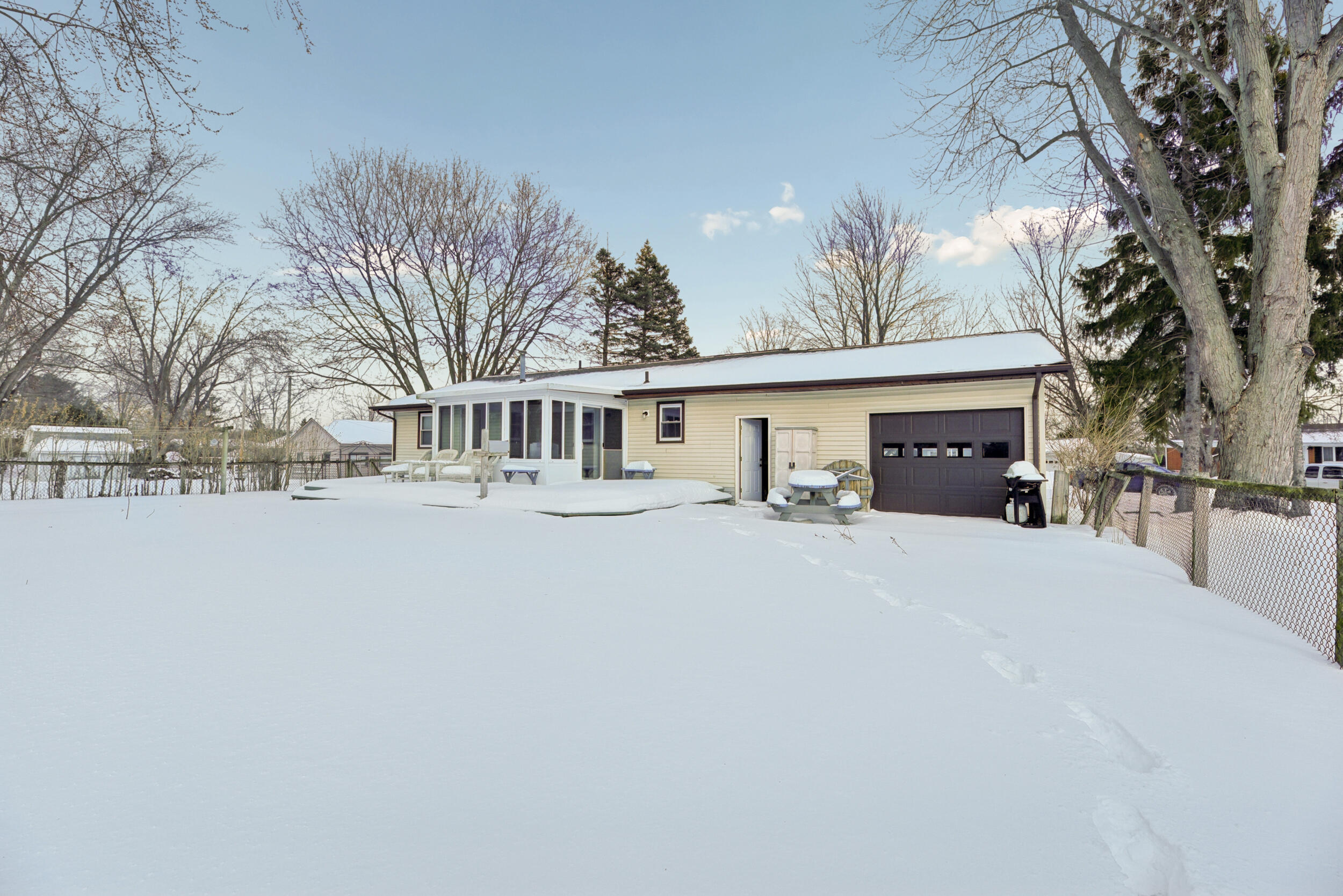 5810 Ridge Road Stevensville, MI 49127 - Photo 27 of 29 Back of house