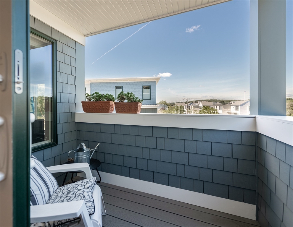41 Cliff Road, Unit A Gloucester, MA 01930 - Photo 13 of 22