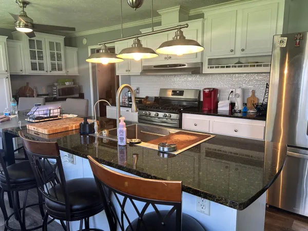 $429,900 | 33291 Maryann Drive, Colon, MI 49040