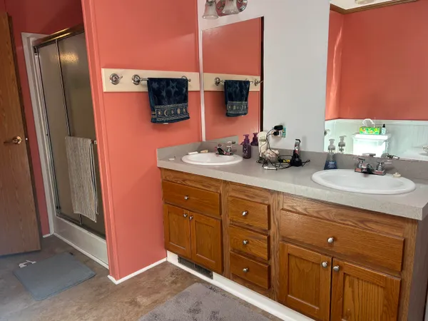 $429,900 | 33291 Maryann Drive, Colon, MI 49040