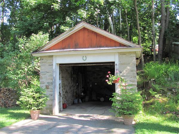 10 Ludington Road Worcester, MA 01602 - Photo 9 of 30 Gallery Image 9