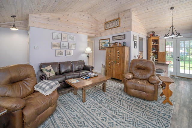 1822 Bennett Road Cheboygan, MI 49721 - Photo 6 of 21 Gallery Image 6