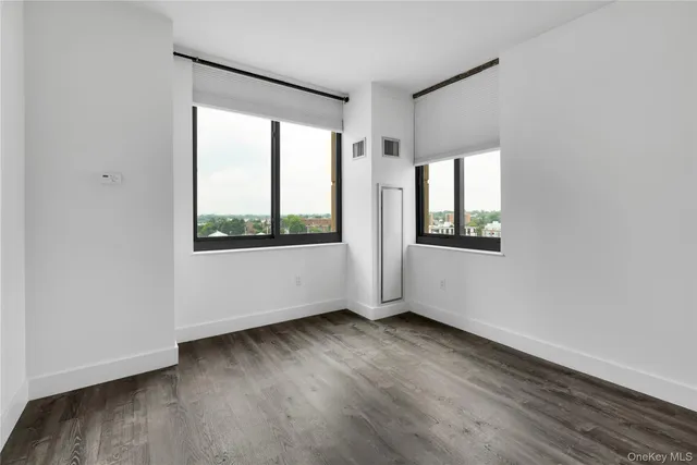 $697,000 | 175 Huguenot Street, Unit 1106, New Rochelle, NY 10801