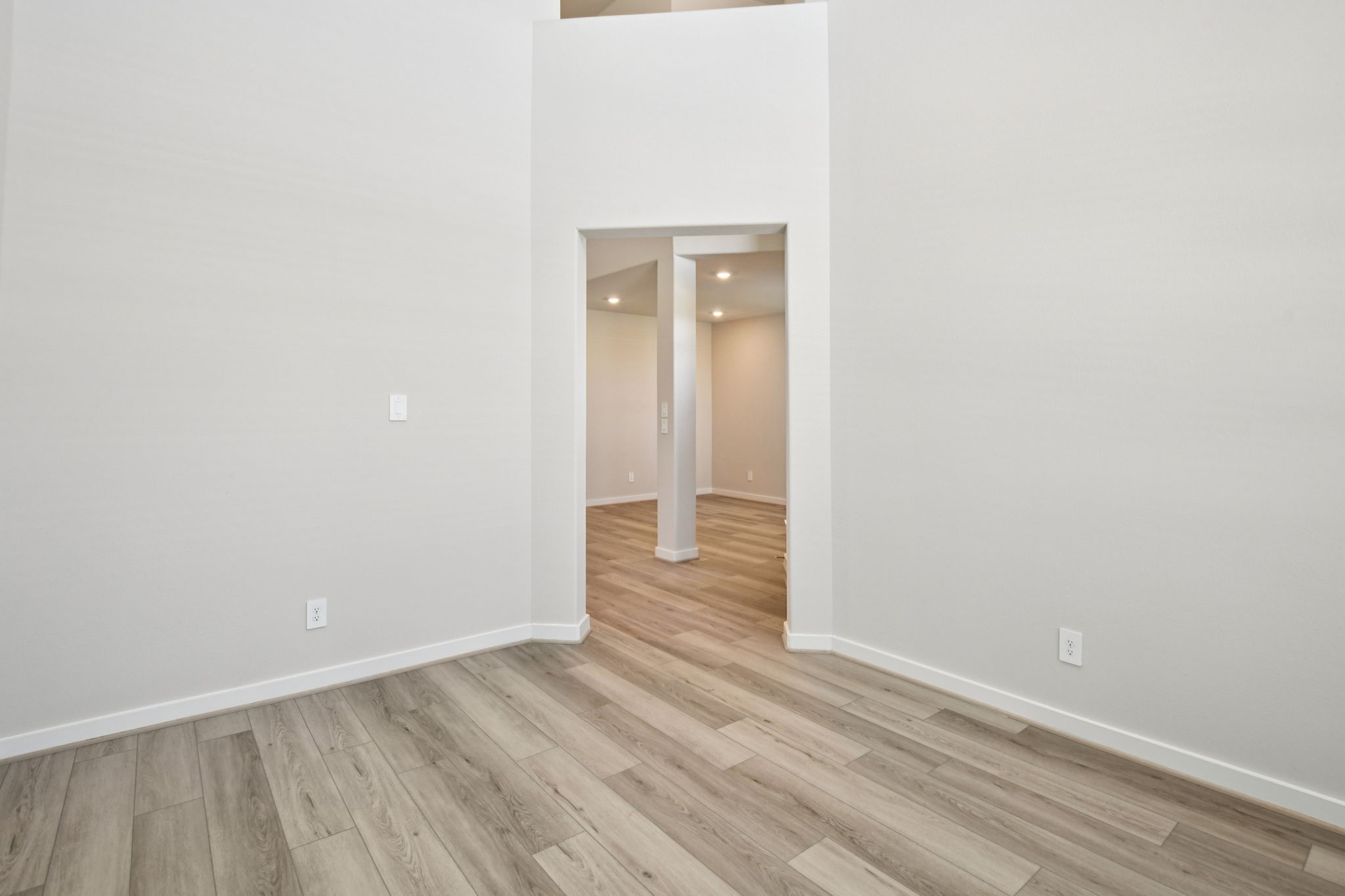 2710 Chancellor Court Rosenberg, TX 77471 - Photo 15 of 49 Photo is not of the actual home, but is an inspirational photo of builder’s model home and may depict options, furnishings, and/or decorator features that are not included