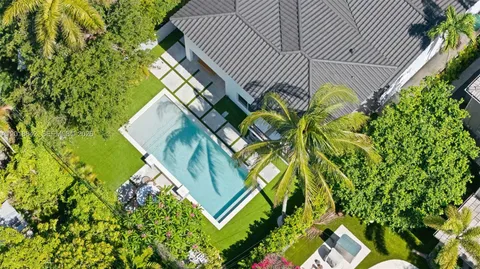 $2,850,000 | 725 Northeast 76th Street, Miami, FL 33138