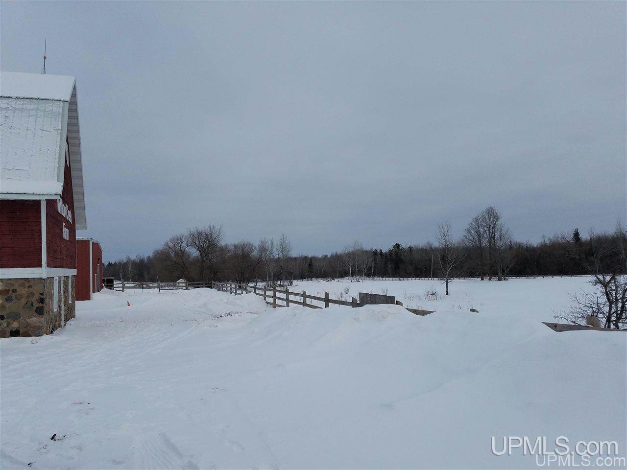 14211 North Stateline Road Hurley, WI 54534 - Photo 43 of 50