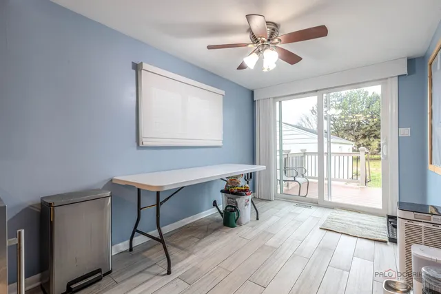 $550,000 | 516 North Emroy Avenue, Elmhurst, IL 60126