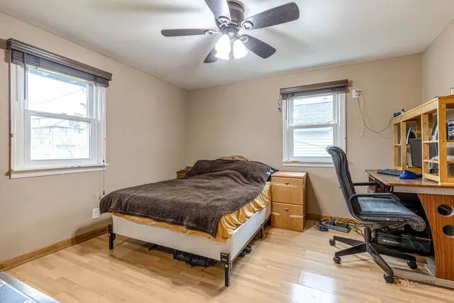 $550,000 | 516 North Emroy Avenue, Elmhurst, IL 60126