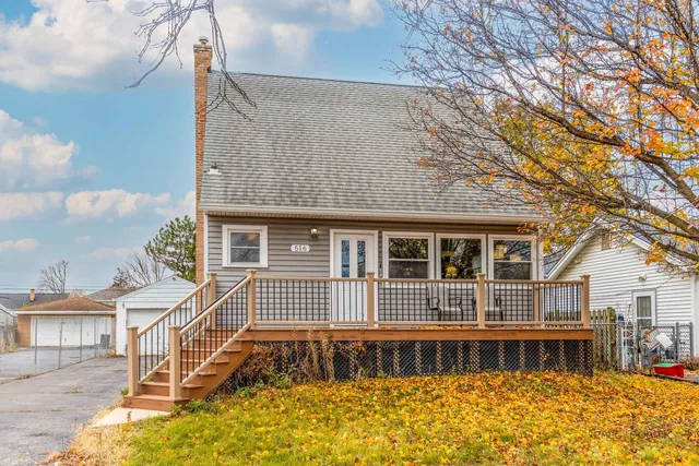 $550,000 | 516 North Emroy Avenue, Elmhurst, IL 60126
