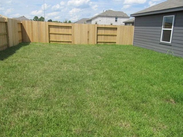 $2,200 | 9239 Coral Trout Way, Baytown, TX 77521