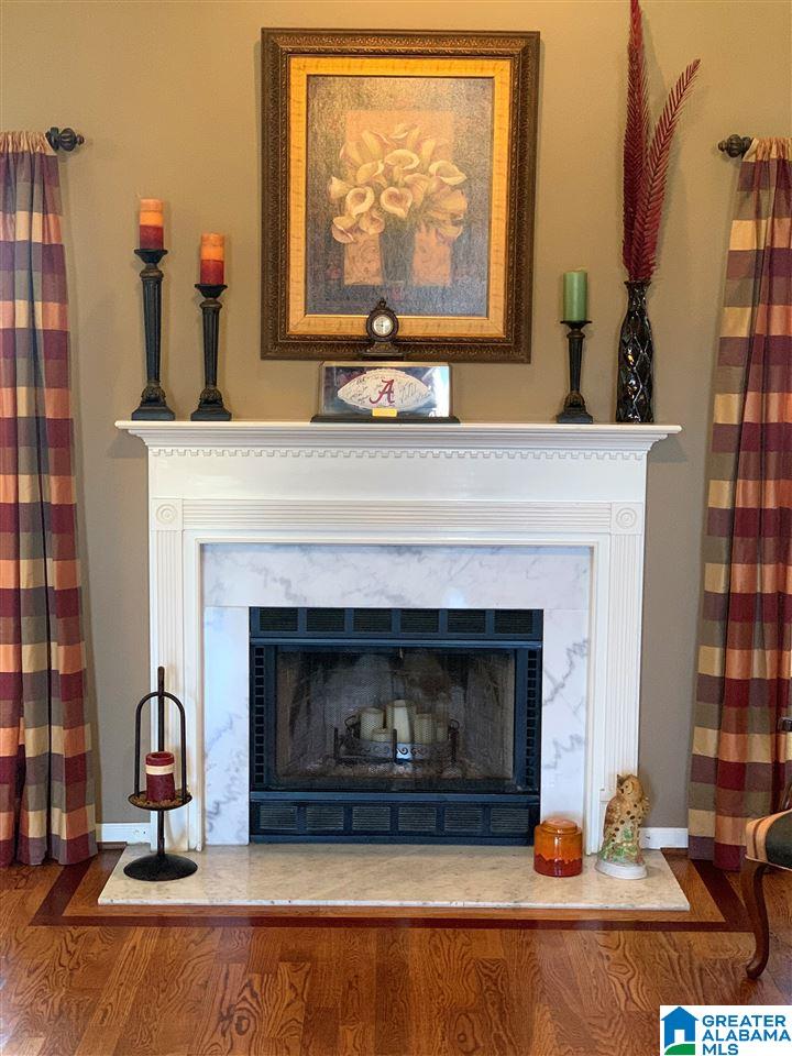 346 Savannah Circle Calera, AL 35040 - Photo 4 of 21