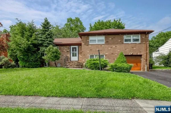 $4,500 | 31 Garwood Road, Fair Lawn, NJ 07410