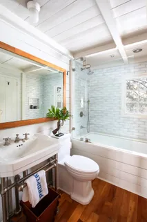 $7,150,000 | 10 Bluff Point Lane, Sag Harbor, NY 11963