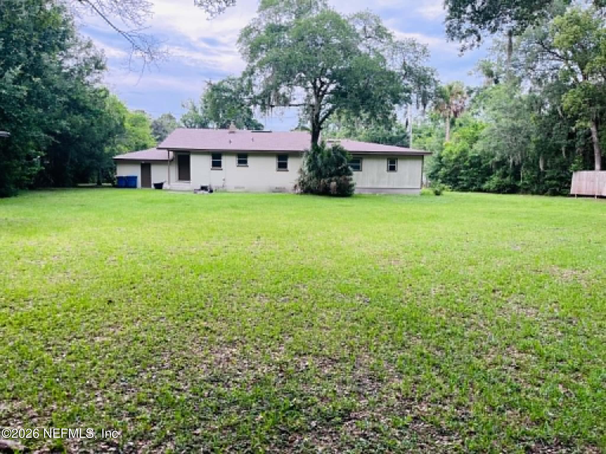6234 Smallwood Road Jacksonville, FL 32216 - Photo 3 of 34 Backyard 2