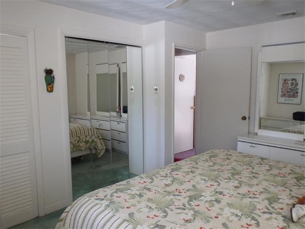 25 Bantry Road Framingham, MA 01701 - Photo 13 of 18
