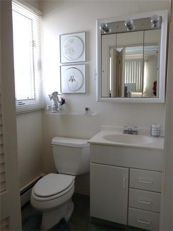 25 Bantry Road Framingham, MA 01701 - Photo 14 of 18