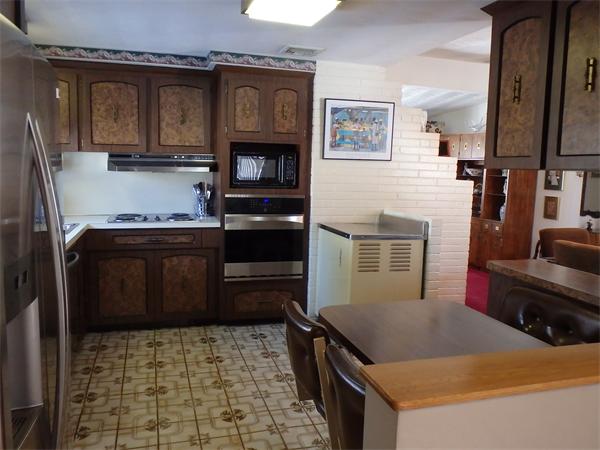 25 Bantry Road Framingham, MA 01701 - Photo 3 of 18