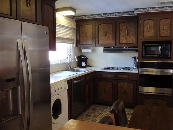 25 Bantry Road Framingham, MA 01701 - Photo 4 of 18